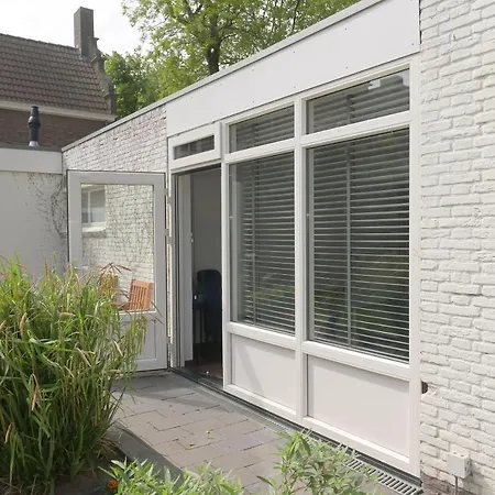 Bed and Breakfast Aabenb 4*