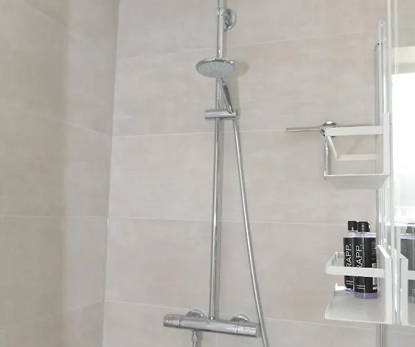 Aabenb לינה וארוחת בוקר טילבורג